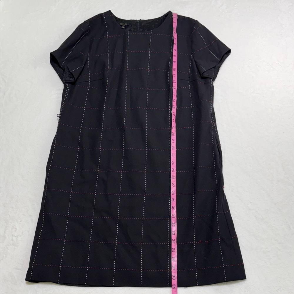 Escada Black Dress with Subtle Red and White Check Pattern - Picture 4 of 6
